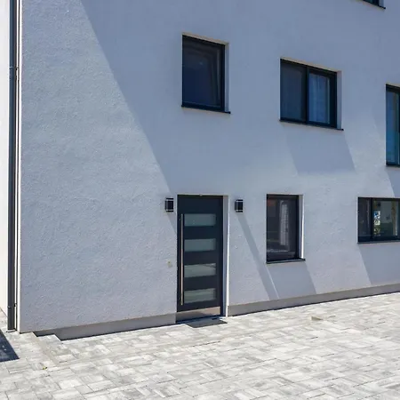 1 Bedroom Stunning In 马林斯卡