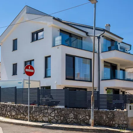 Appartamento 1 Bedroom Stunning In