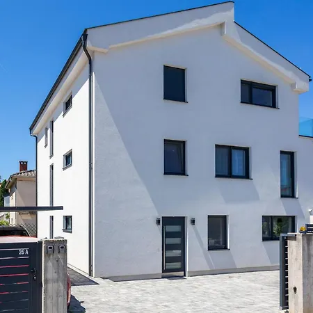 1 Bedroom Stunning In * Malinska